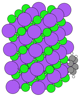 ../../_images/NaCl_C6H6.png